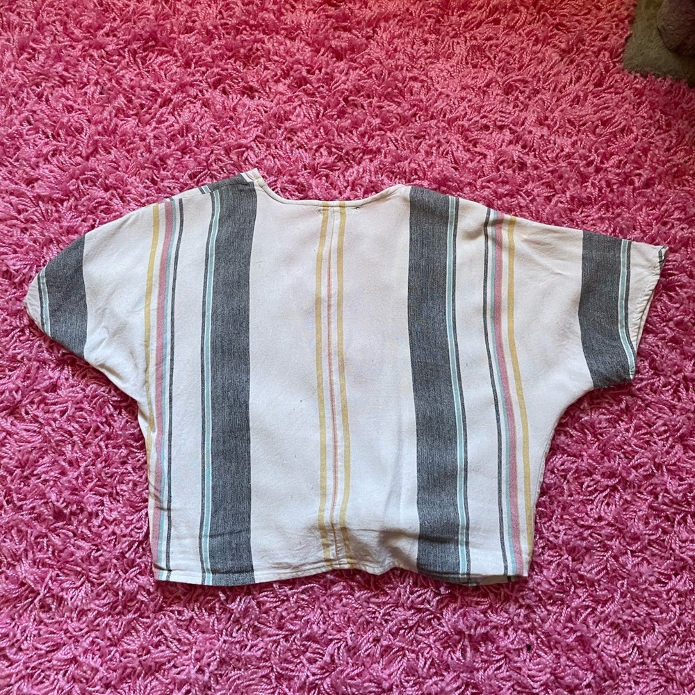 Style Envy Tie Striped Crop Top Tee - Picture 4 of 4